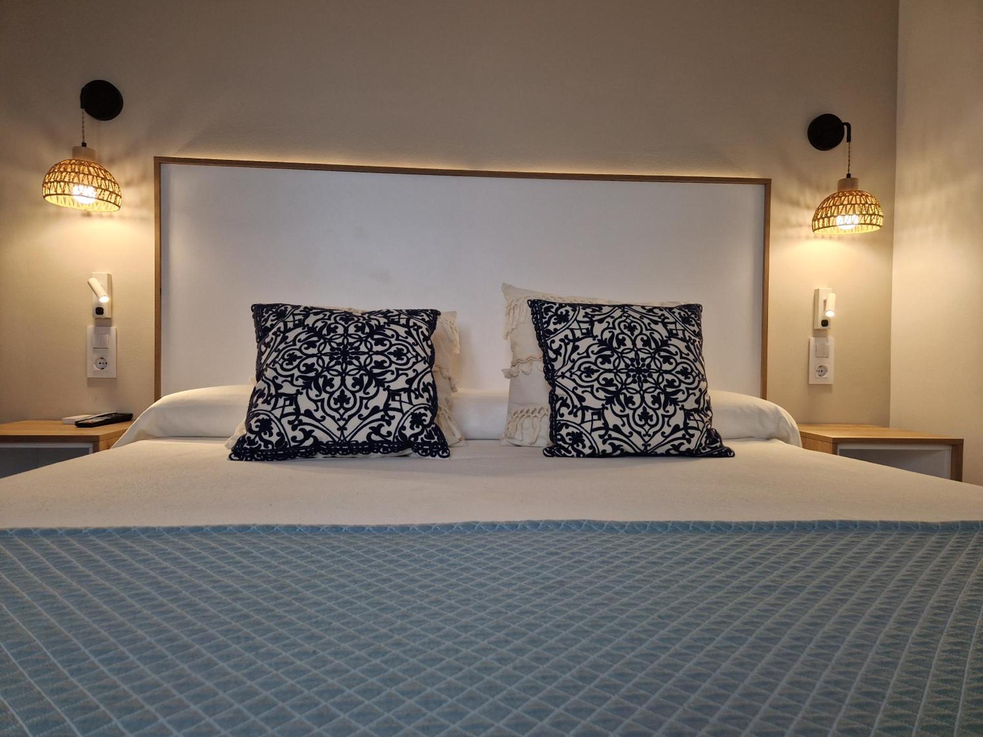 Hotel Bodegon De Peniscola Bagian luar foto