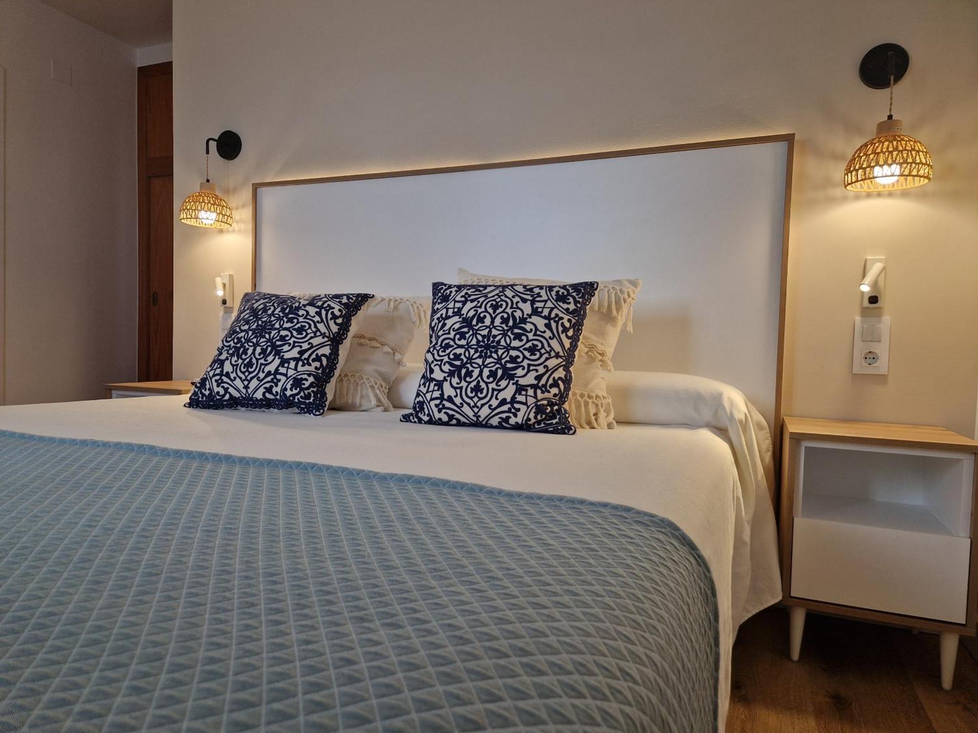 Hotel Bodegon De Peniscola Bagian luar foto