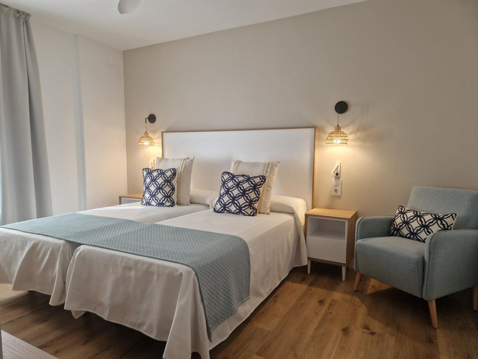 Hotel Bodegon De Peniscola Bagian luar foto